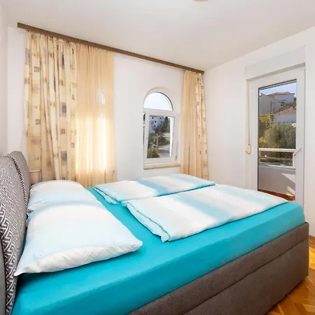 Stunning In Okrug Gornji With Wifi Trogir