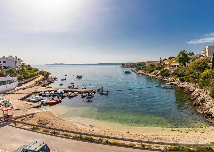 Appartement In Okrug Gornji